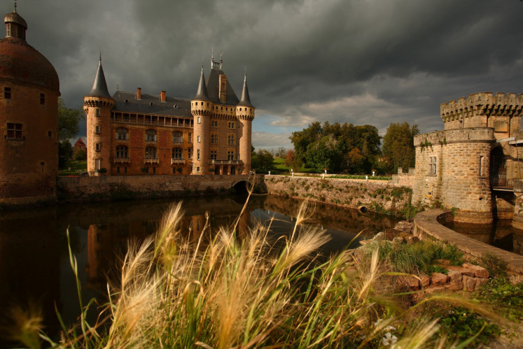 tourisme château, lieu historique autour de Lyon, Mâcon, Roanne