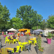 Marché de l'été au camping