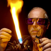 Visite de l'atelier du fileur de verre